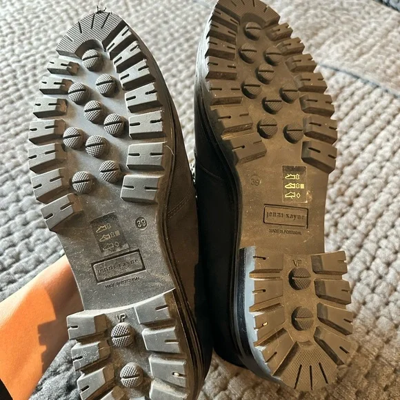 Jenni Kayne Oiled Leather Mountain Boot - Picture 4 of 4